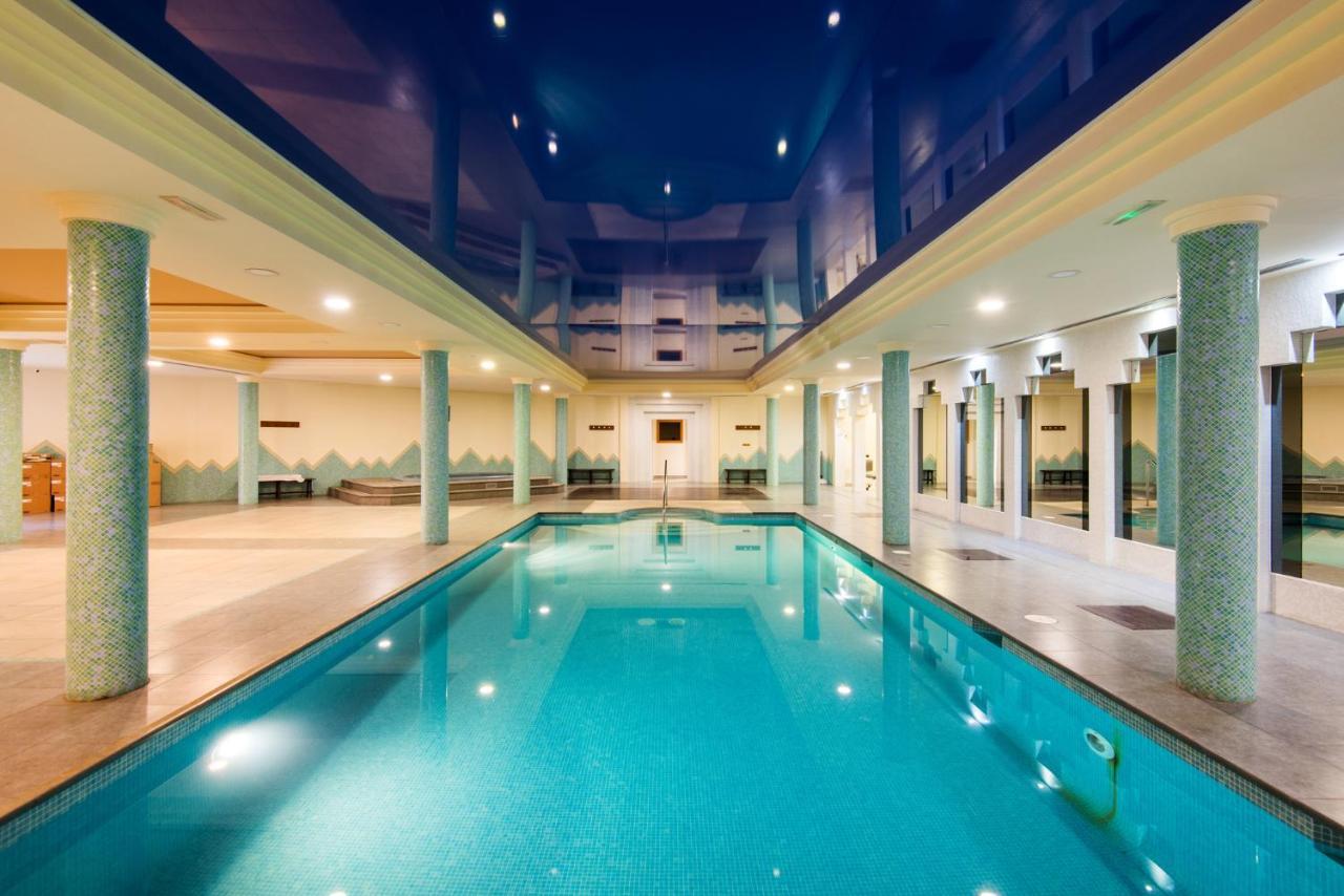 Apartment Ph Bellagio: Luxurious And Romantic Duplex Penthouse With Private Pool & Sea Views *